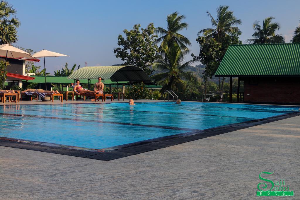 Saji-Sami Hotel Anuradhapura Buitenkant foto